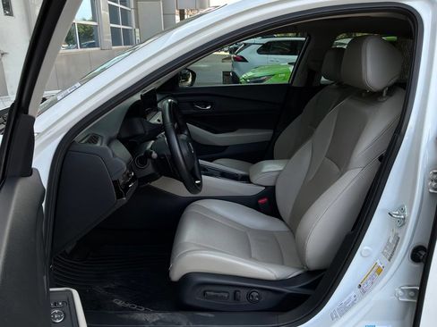 Used 2023 Honda Accord EX-L image 10