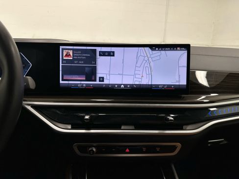 Used 2025 BMW X5 xDrive40i w/ Parking Assistance Package AWD/4WD image 30