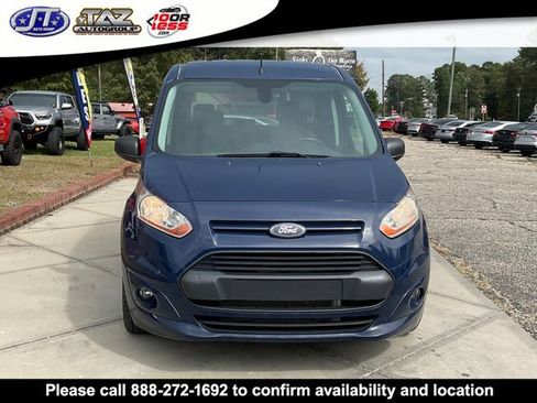 Used 2016 Ford Transit Connect XLT image 2