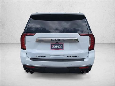 Used 2023 GMC Yukon Denali AWD/4WD image 6