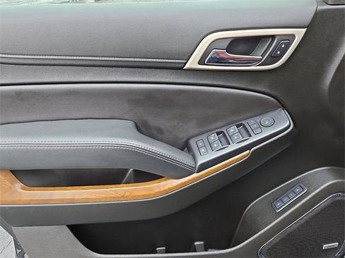 Used 2019 GMC Yukon Denali w/ Denali Ultimate Package image 14