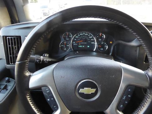 Used 2017 Chevrolet Express 2500 LS image 11
