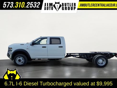 New 2026 RAM 5500 Tradesman w/ Chrome Appearance Group image 2