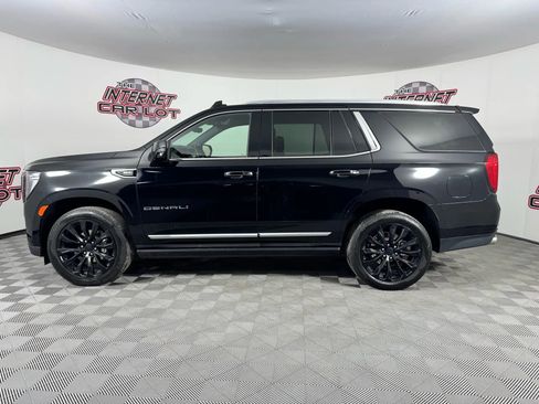 Used 2022 GMC Yukon Denali w/ Advanced Technology Package image 4