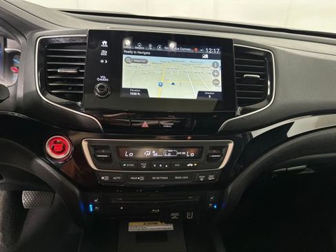 Used 2019 Honda Pilot Elite image 23