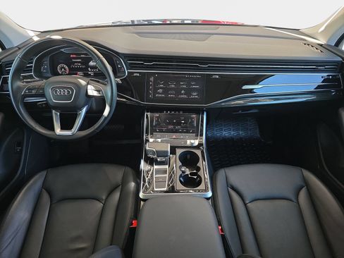 Used 2022 Audi Q7 3.0T Premium w/ Convenience Package AWD/4WD image 10