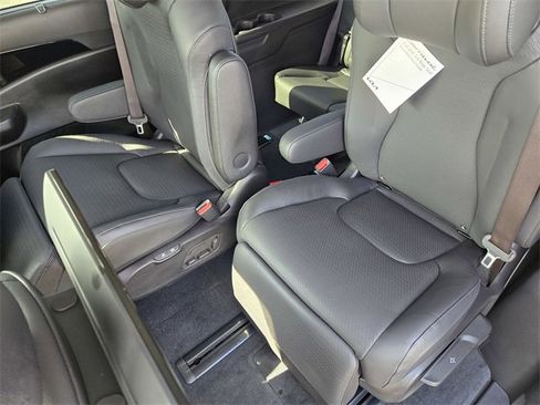 New 2026 Kia Carnival SX Prestige image 21