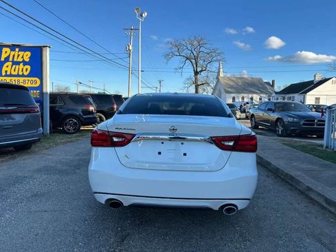 Used 2017 Nissan Maxima 3.5 S image 4