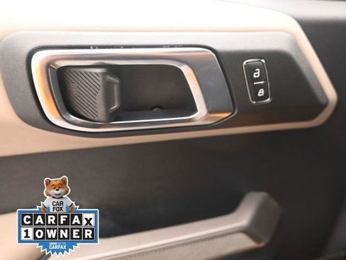 Used 2022 Ford Bronco Wildtrak image 13