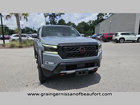 Used 2023 Nissan Frontier Pro-X w/ Pro Convenience Package RWD image 18