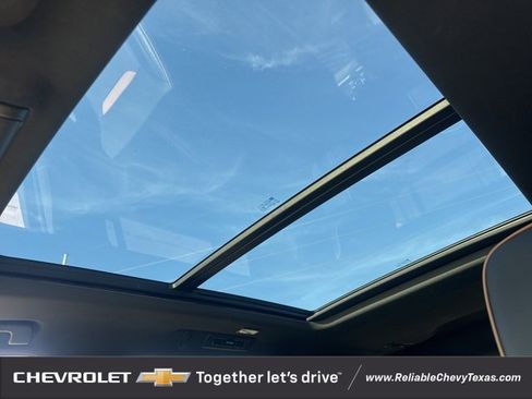 Certified 2021 GMC Yukon AT4 w/ Technology Package image 31