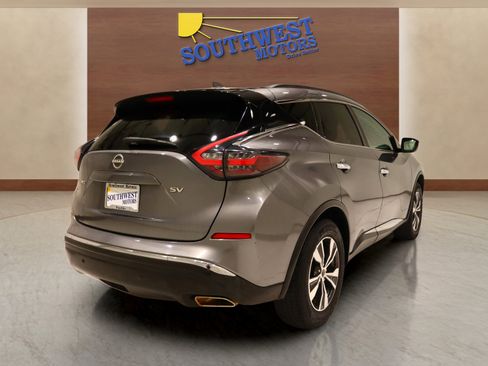 Used 2023 Nissan Murano SV image 4