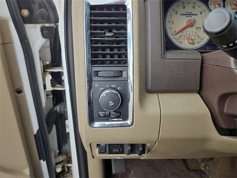 Used 2011 RAM 1500 Laramie Longhorn image 21