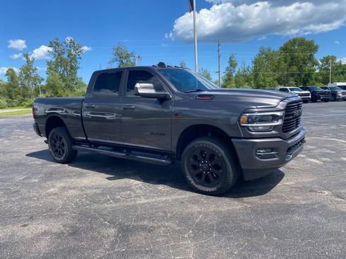 Used 2021 RAM 2500 Big Horn w/ Level 2 Equipment Group AWD/4WD image 14