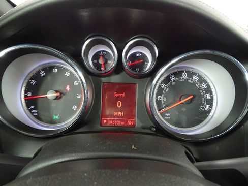 Used 2019 Buick Cascada Premium image 24