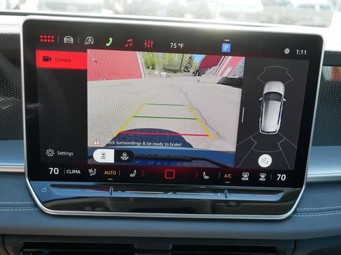New 2026 Volkswagen Tiguan SE AWD/4WD image 11