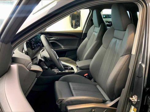 New 2025 Audi Q5 Premium Plus w/ Premium Plus image 9