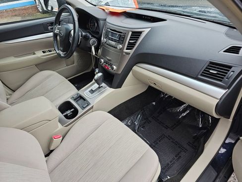 Used 2013 Subaru Outback 2.5i Premium w/ All-Weather Pkg image 9