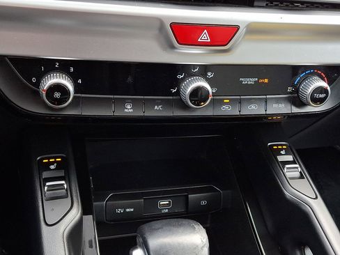 Used 2021 Kia Telluride S image 15