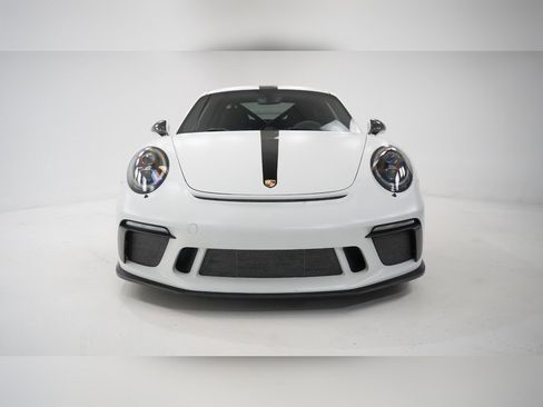Used 2018 Porsche 911 GT3 image 6