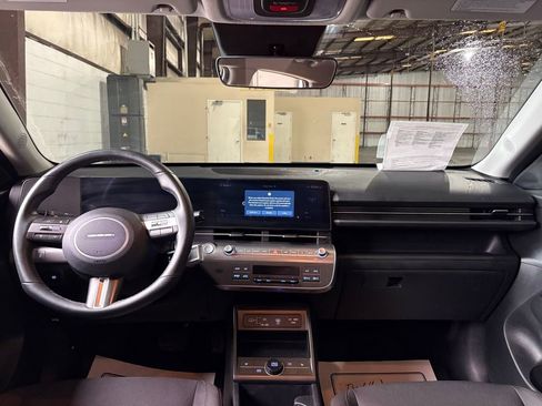 Used 2024 Hyundai Kona SEL image 22