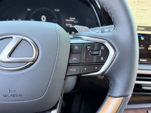 New 2026 Lexus RX 350h AWD/4WD image 15