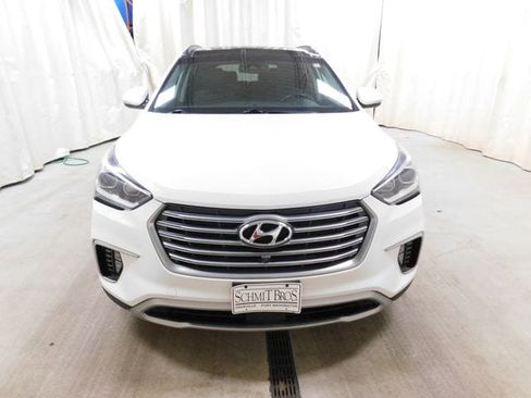 Used 2017 Hyundai Santa Fe Limited image 2