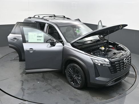 New 2026 Nissan Pathfinder SL w/ SL Premium Package FWD image 40