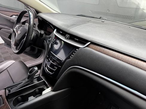 Used 2018 Cadillac XTS Luxury FWD image 47