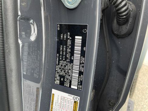 Used 2025 Toyota 4Runner TRD Off-Road image 29