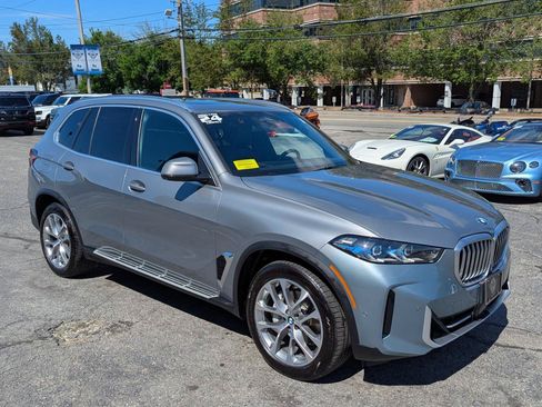 Used 2024 BMW X5 xDrive40i w/ Premium Package AWD/4WD image 5