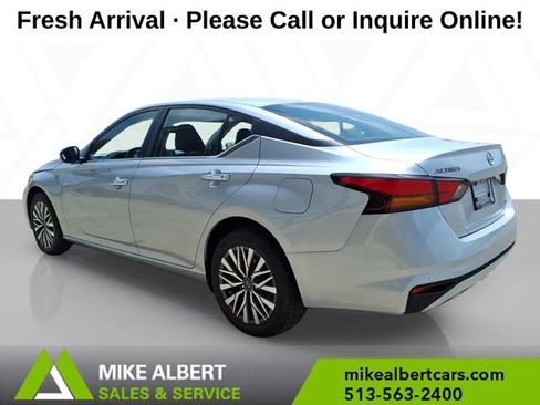Used 2023 Nissan Altima 2.5 SV AWD/4WD image 5