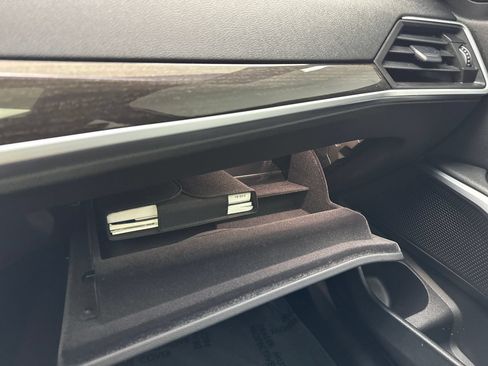 Used 2019 BMW 330i Sedan RWD image 33