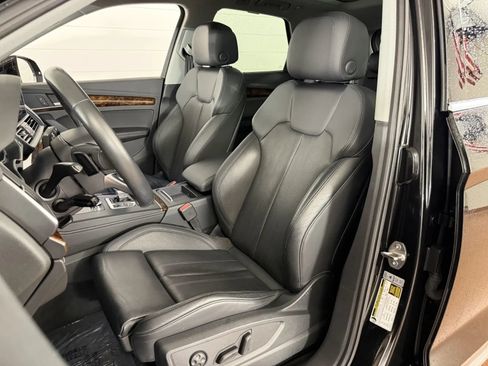 Used 2018 Audi Q5 Prestige w/ Prestige Package AWD/4WD image 12