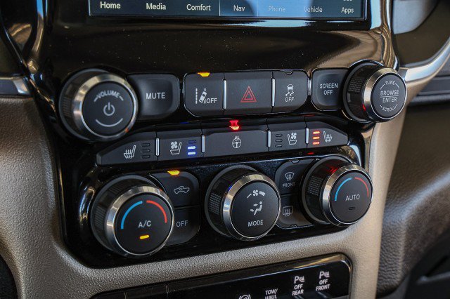 Used 2024 RAM 2500 Laramie w/ Safety Group AWD/4WD image 21