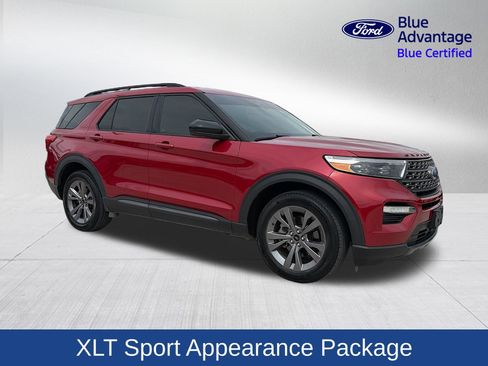 Certified 2022 Ford Explorer XLT w/ Equipment Group 202A AWD/4WD image 4