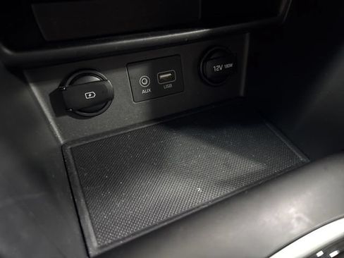 Used 2020 Hyundai Kona SE AWD/4WD image 19