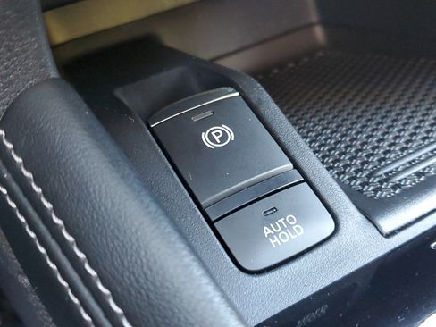 Certified 2023 Nissan Kicks SV image 27