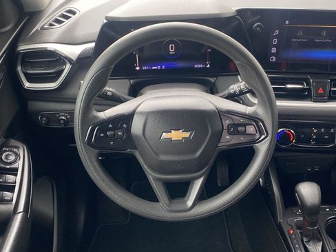 Used 2024 Chevrolet TrailBlazer LT image 12