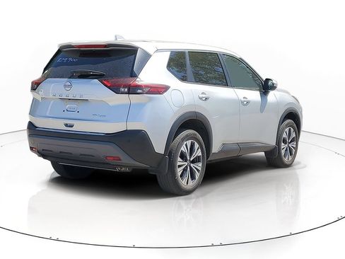 Used 2023 Nissan Rogue SV AWD/4WD image 4