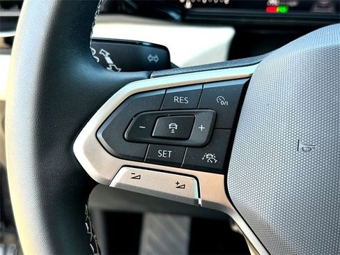 Used 2025 Volkswagen Taos S image 15