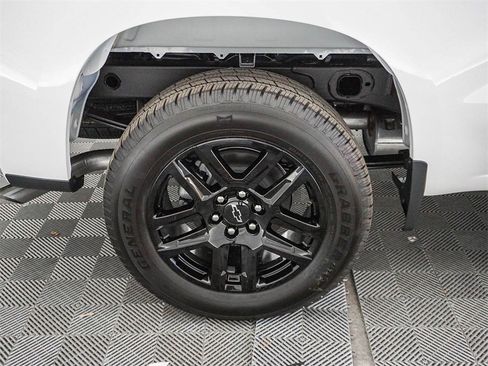 New 2026 Chevrolet Silverado 1500 Custom w/ LPO, Dark Essentials Package image 10