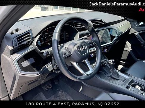 Used 2024 Audi Q3 2.0T Premium AWD/4WD image 11