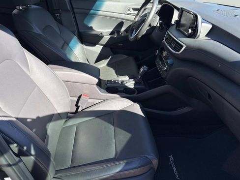 Used 2021 Hyundai Tucson Limited image 23