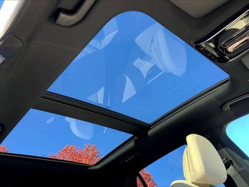 Certified 2026 Mercedes-Benz GLC 300 4MATIC image 11