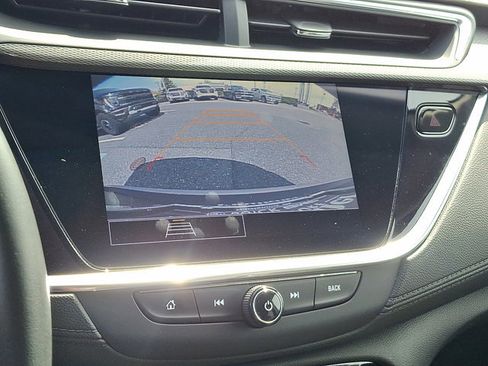 Used 2023 Buick Encore GX Preferred w/ Cold Weather Comfort Package FWD image 17