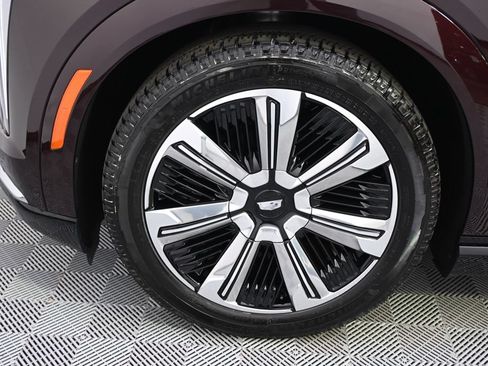 New 2025 Cadillac Escalade IQ Luxury 2 AWD/4WD image 20