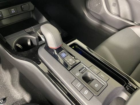New 2026 Toyota Prius Plug-In Hybrid FWD image 6