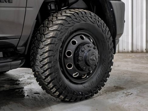Used 2024 RAM 3500 Big Horn w/ Night Edition AWD/4WD image 64