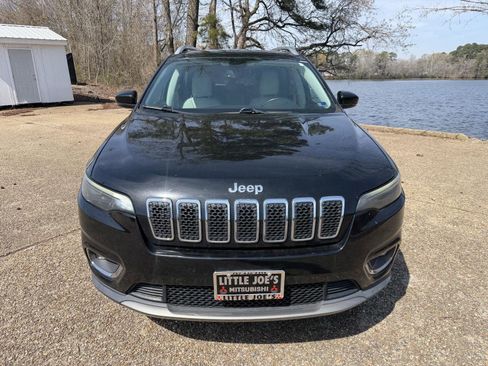 Used 2019 Jeep Cherokee Limited image 8